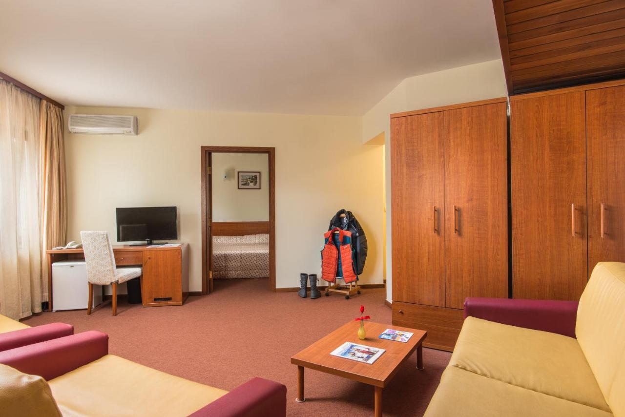 Hotel Pirin Bansko Exteriör bild