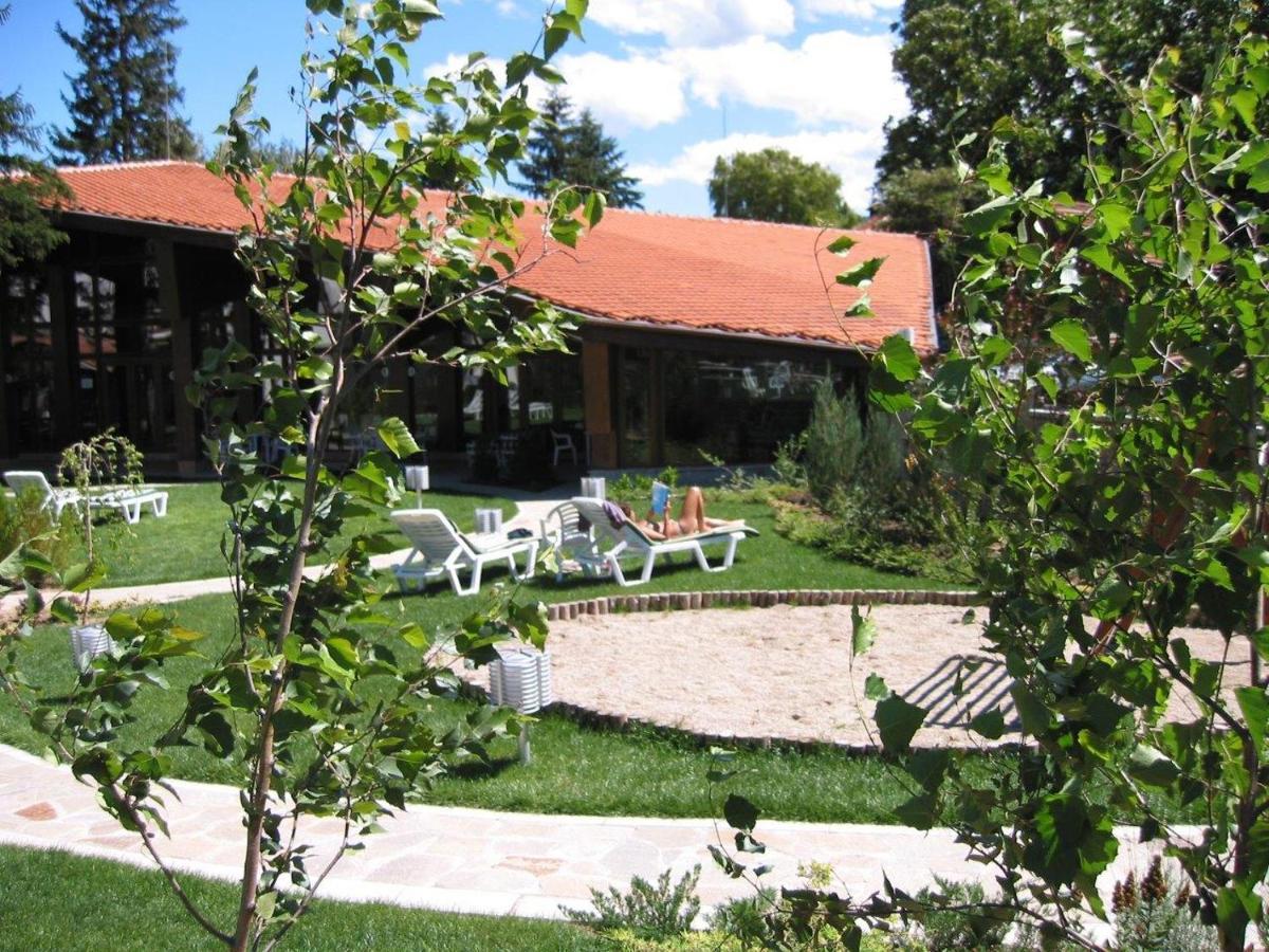 Hotel Pirin Bansko Exteriör bild
