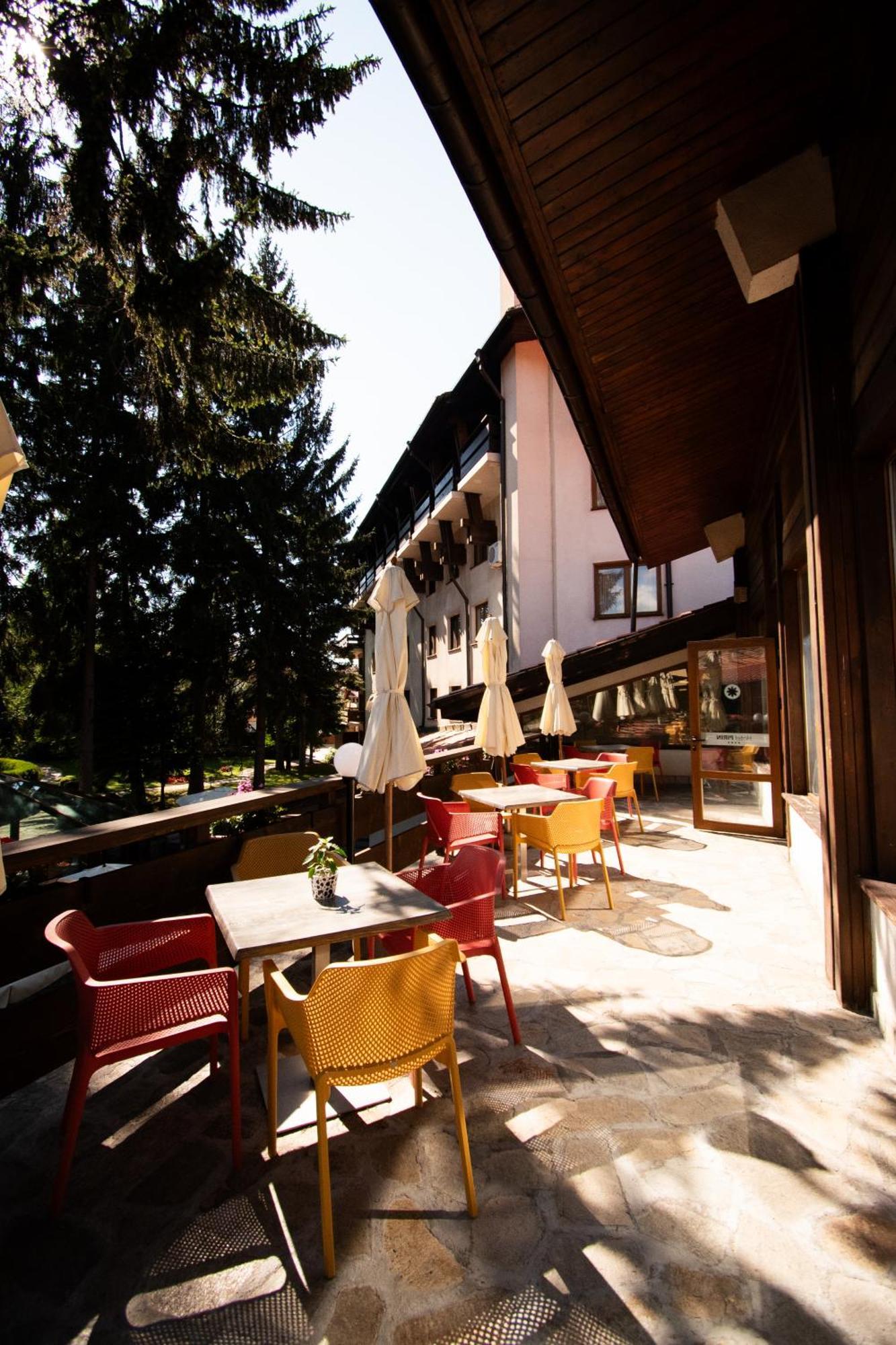 Hotel Pirin Bansko Exteriör bild