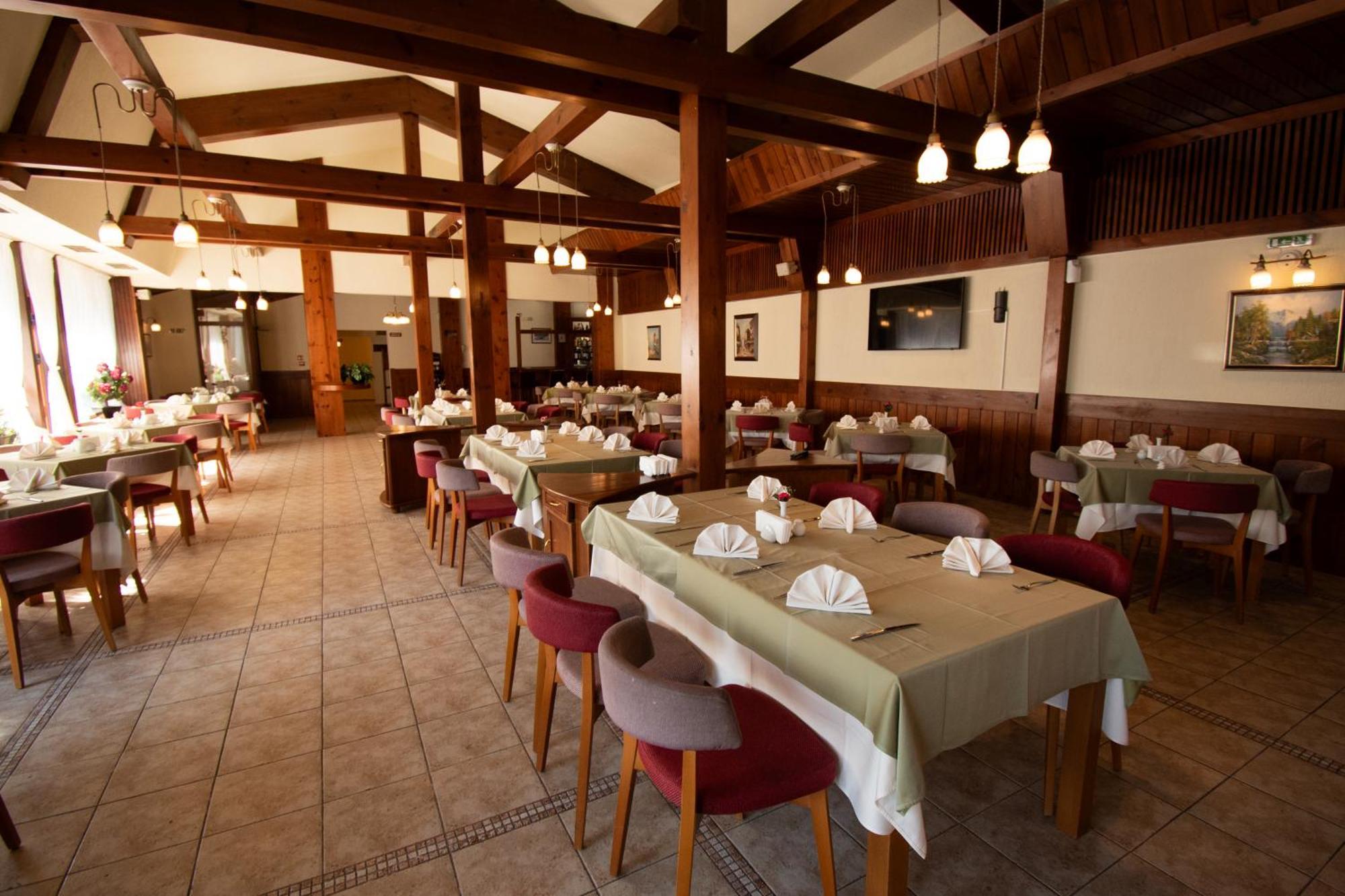 Hotel Pirin Bansko Exteriör bild