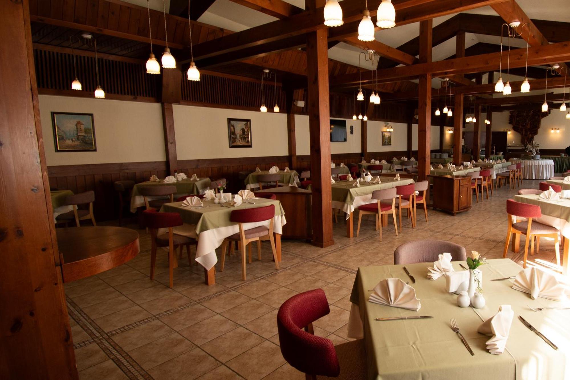 Hotel Pirin Bansko Exteriör bild